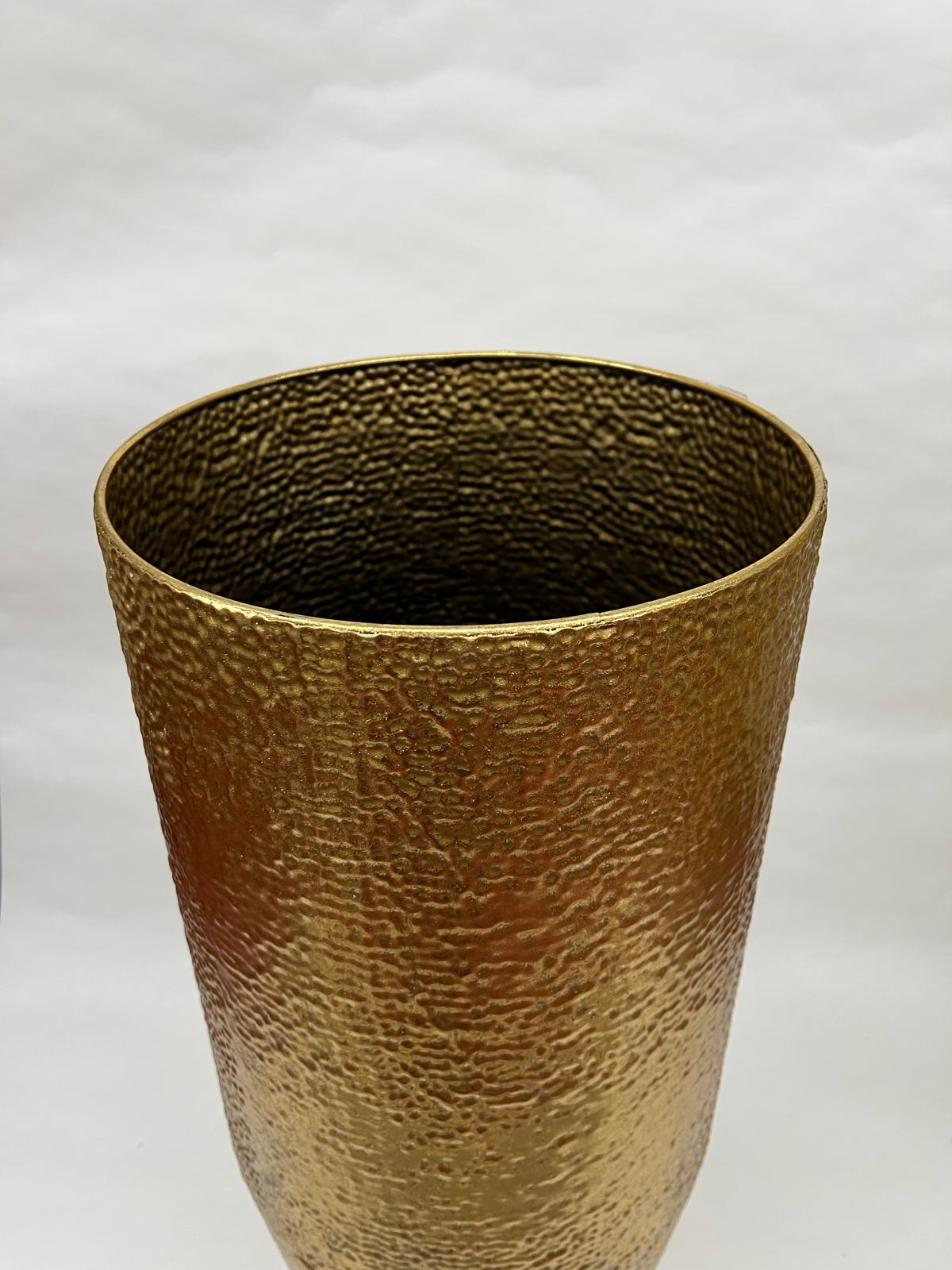 Ghiveci Decorativ din Metal